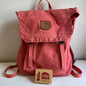 Fjallraven Foldsack No. 1 Backpack, Fits 15" Laptops (with free wax)